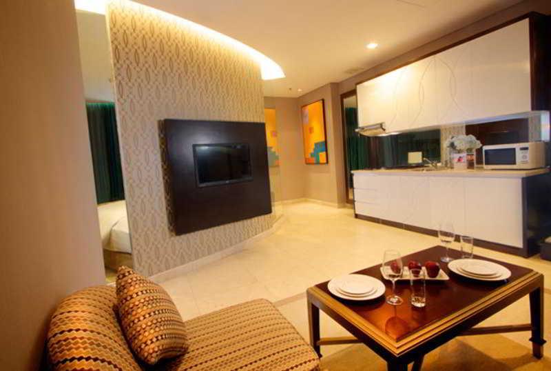 The Grove Suites By Grand Aston Джакарта Экстерьер фото