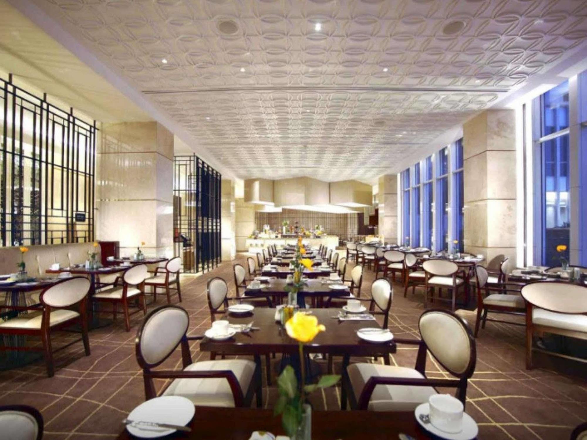 The Grove Suites By Grand Aston Джакарта Экстерьер фото