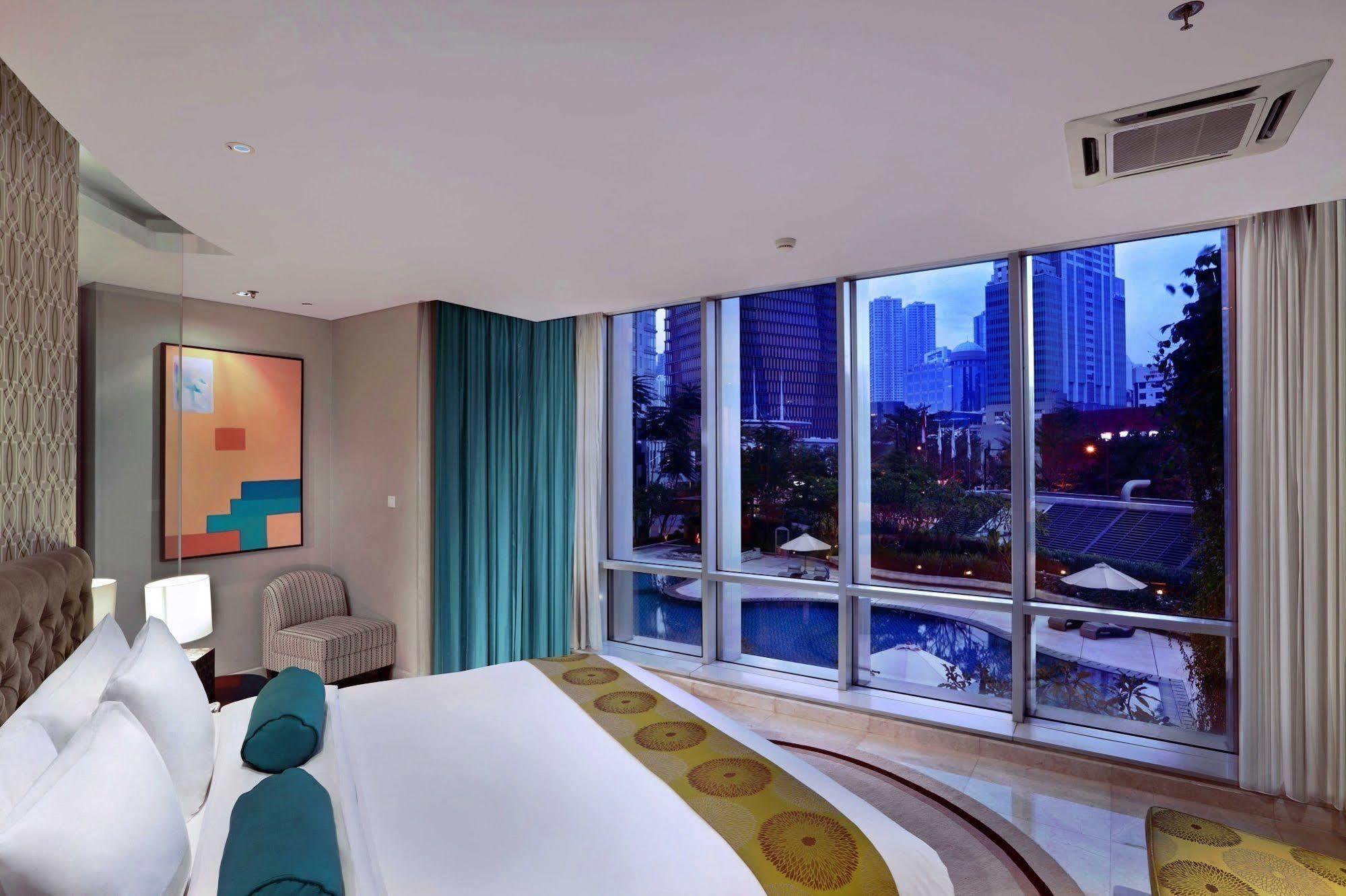 The Grove Suites By Grand Aston Джакарта Экстерьер фото