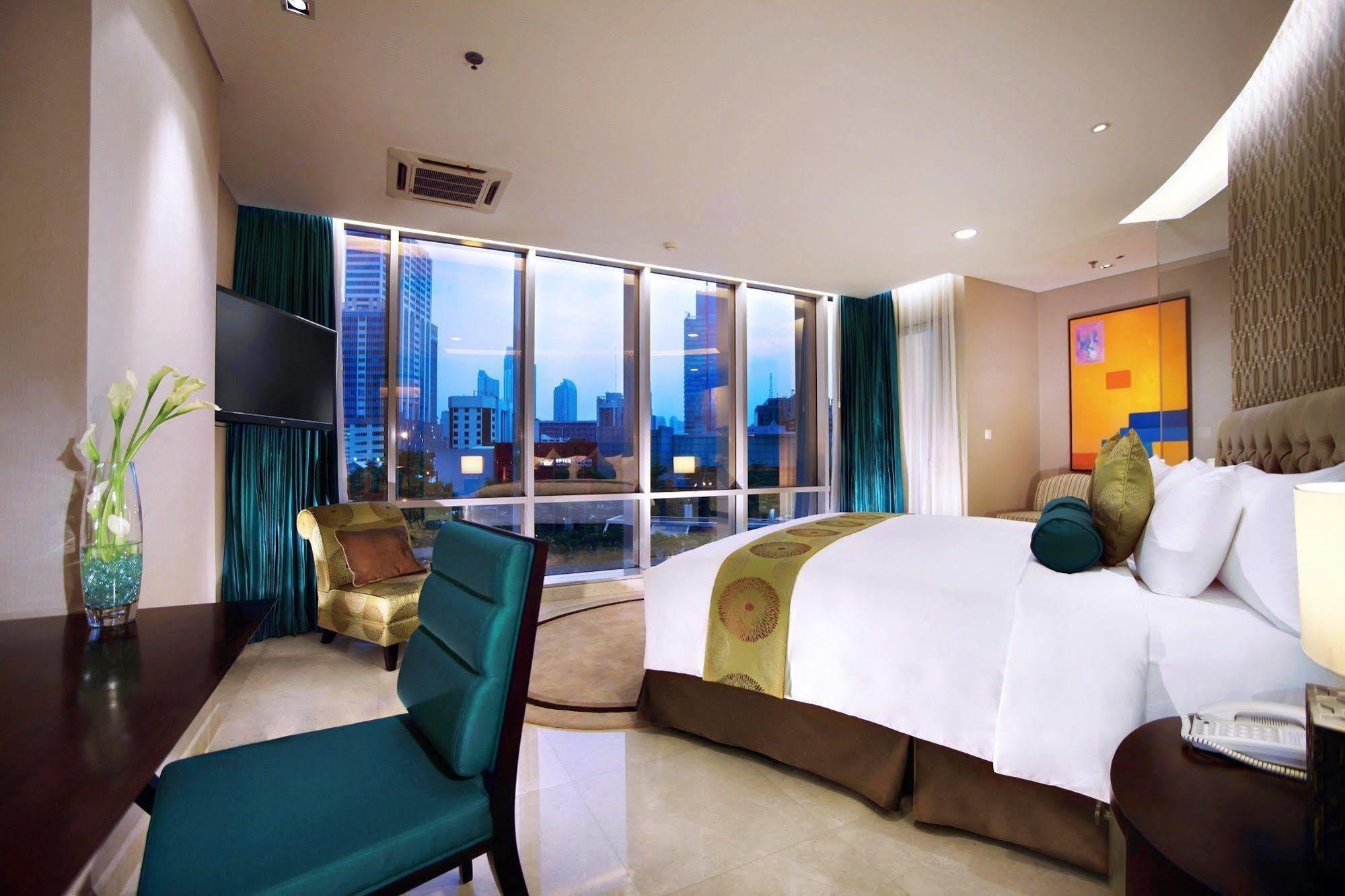The Grove Suites By Grand Aston Джакарта Экстерьер фото